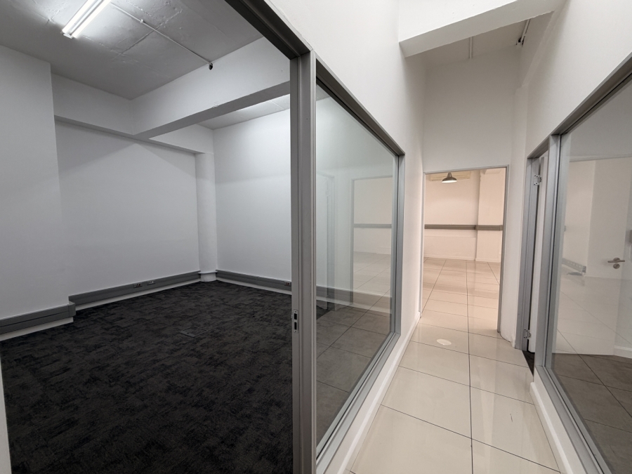 To Let Commercial Property for Rent in Green Point Western Cape